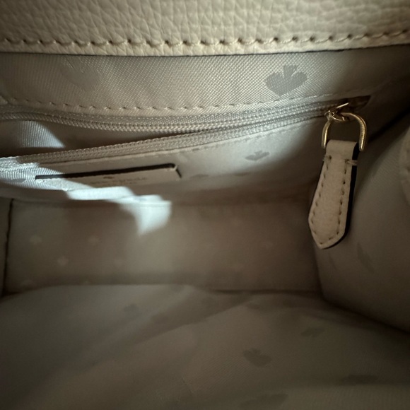 Pre Owned Kate Spade Darcy-top-handle-cross-body-light-ivory-bag- - Picture 7 of 9